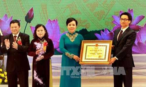 'Việt Nam đạt tiêu chuẩn về vắc xin' lọt top 10 sự kiện Y tế tiêu biểu 2015