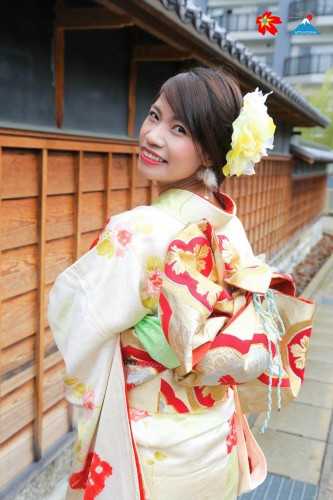 Top 17 cô gái tài sắc nhất lọt vào chung khảo cuộc thi Miss VISA