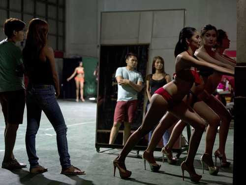 Cuộc đua khốc liệt ở ‘lò luyện’ hoa hậu Philippines