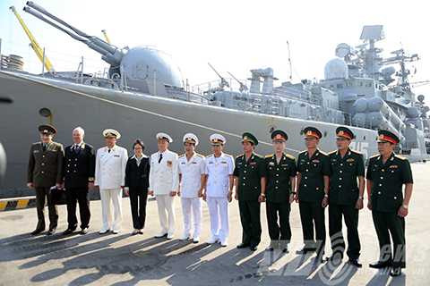 Sức mạnh, của đội tàu, Hải quân Nga, đến Đà Nẵng, chiến hạm, Bystryi, Boris Butoma, Altau