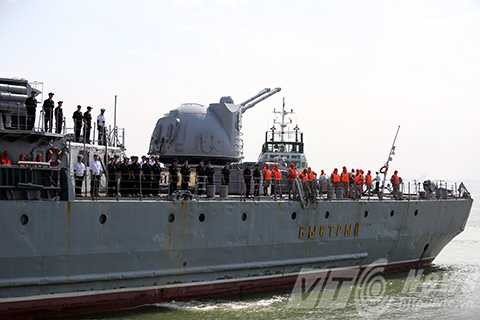 Sức mạnh, của đội tàu, Hải quân Nga, đến Đà Nẵng, chiến hạm, Bystryi, Boris Butoma, Altau