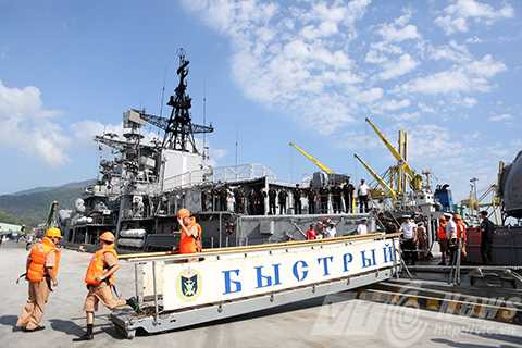 Sức mạnh, của đội tàu, Hải quân Nga, đến Đà Nẵng, chiến hạm, Bystryi, Boris Butoma, Altau