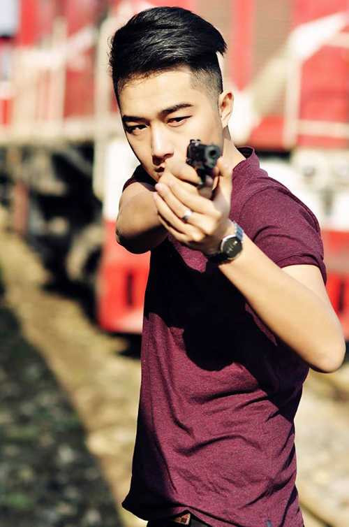 Nam cảnh sát Quang Uno