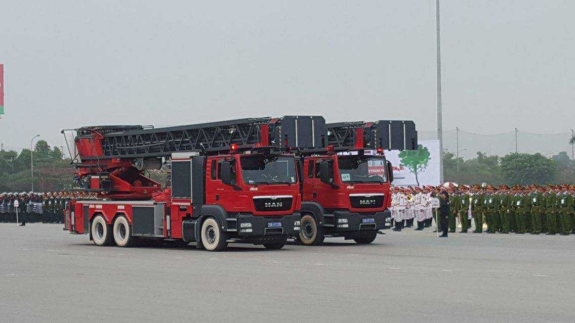 Ảnh: Diễn tập hoành tráng bảo vệ Đại hội Đảng XII