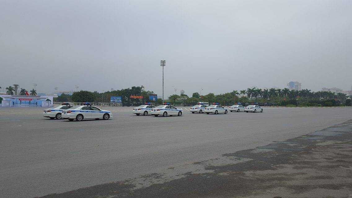 Ảnh: Diễn tập hoành tráng bảo vệ Đại hội Đảng XII