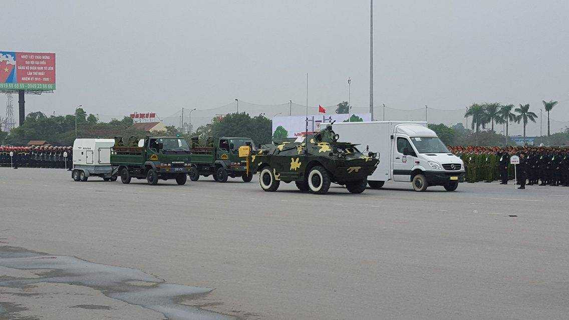 Ảnh: Diễn tập hoành tráng bảo vệ Đại hội Đảng XII