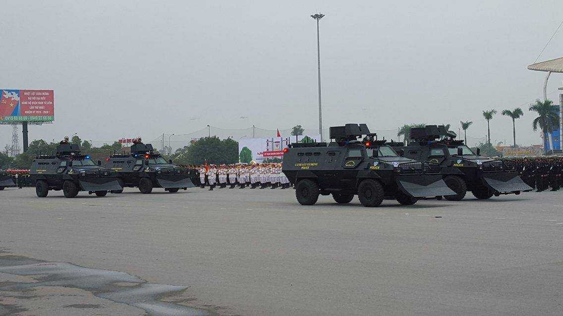 Ảnh: Diễn tập hoành tráng bảo vệ Đại hội Đảng XII