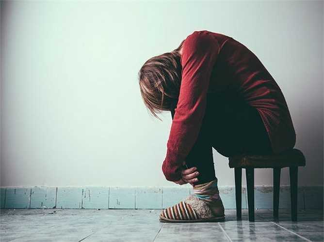 Ngăn chặn trầm cảm: Một nghiên cứu mới khẳng định rằng hoạt động xã hội có thể ngăn ngừa trầm cảm. Và đối với những người bị trầm cảm, kết nối xã hội lành mạnh có thể tăng cường quý trọng bản thân. Cô lập có thể làm bạn thấy ảm đạm và chán nản dần.