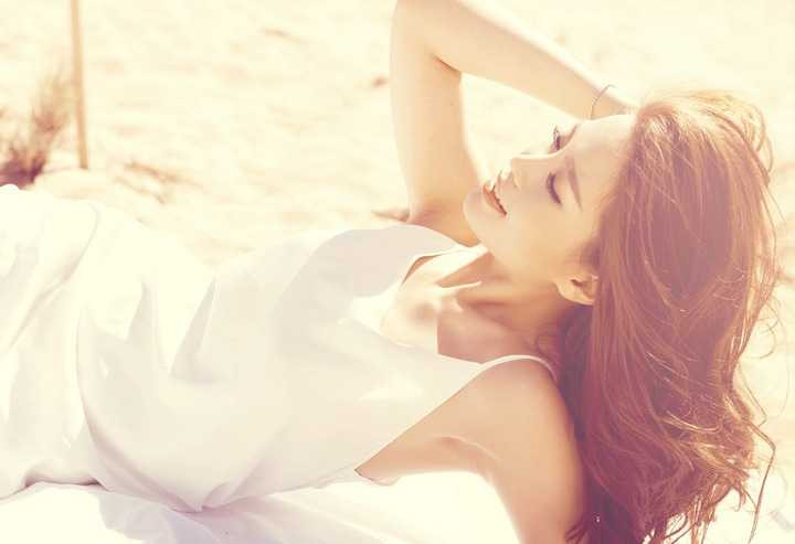 Trong năm 2016, Diễm Trang cho biết cô sẽ hoạt động trong showbiz nhiều hơn trong nhiều vai trò khác nhau.