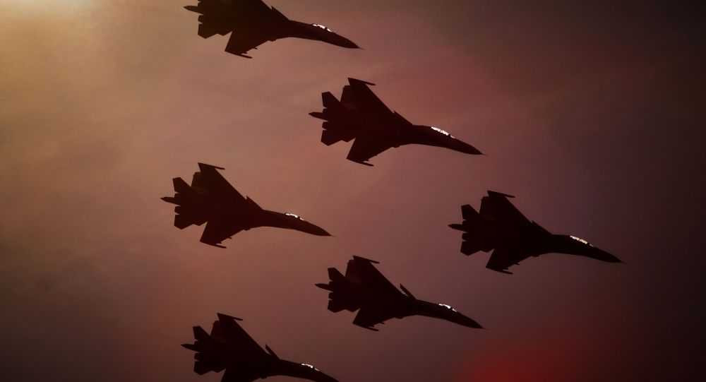 Chiến cơ Nga xếp đội hình