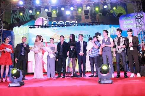 Ê-kip của 'Điệp vụ chân dài'.