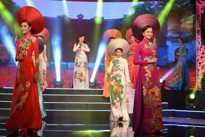 sài gòn đêm thứ 7