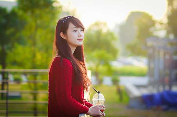 Nữ sinh đất Cảng