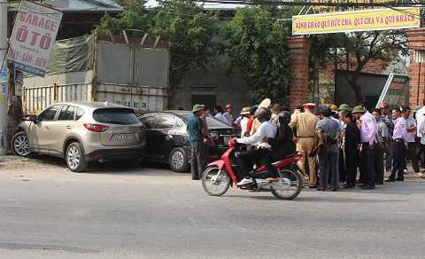 Hiện trường xảy ra vụ tai nạn Hiện trường xảy ra vụ tai nạn