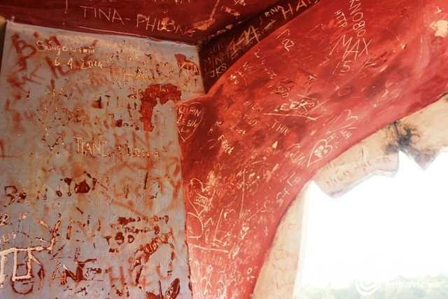 Thực tế có rất nhiều bạn trẻ đã tìm đến Thủy cung để ngoạn cảnh và nhiều cặp đôi đã biến nơi này thành nơi chứng nhân của tình yêu.