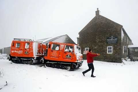 Tuyết rơi dày đặc khắp các thành phố ở nước Anh Tuyết rơi dày đặc khắp các thành phố ở nước Anh