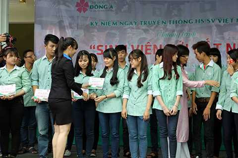 Đà Nẵng, Ngàn sinh viên, mít tinh, Sinh viên với đất nước, ĐH Đông Á