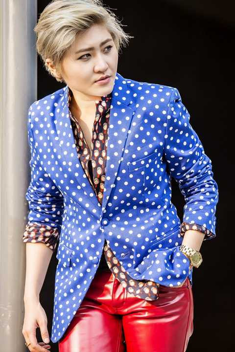 Được biết, sau cuộc thi Giọng hát Việt, Vicky Nhung và Tố Ny từng vướng phải nghi án tình cảm, nhân đây, cô cũng cho biết: “Dù dính nghi án tình cảm với Tố Ny, nhưng Vicky Nhung xin khẳng định cả hai không hề có chuyện yêu đương xảy ra giữa cả hai.