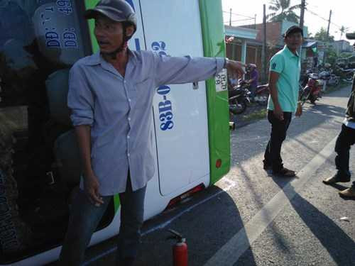 Sau khi tai nạn xảy ra, Công an huyện Phụng Hiệp đã có mặt tại hiện trường tiến hành điều tra làm rõ.