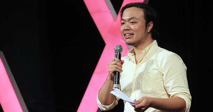 Châu Thanh Vũ đã chuẩn bị bài phát biểu được ghi cẩn thận trong giấy nhưng quyết định không dùng (Ảnh: Minh Đức)