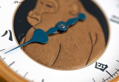 Đồng hồ Speake Marin Shimoda Majestic Monkey do hãng đồng hồ nổi tiếng Thụy Sĩ Speake Marin chế tác. Đây là món quà tặng được các đại gia trên thế giới đặt hàng rất nhiều vì hợp mệnh, hợp cung hoàng đạo trong năm Bính Thân - 2016