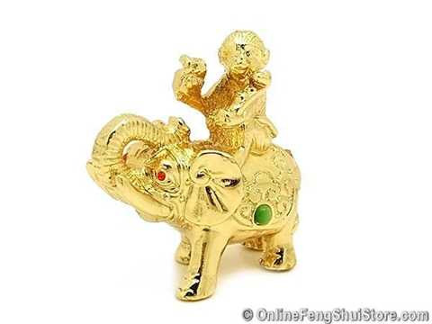 Khỉ cưỡi voi cũng mang ý nghĩa tăng cường về tài lộc và thăng tiến trong sự nghiệp