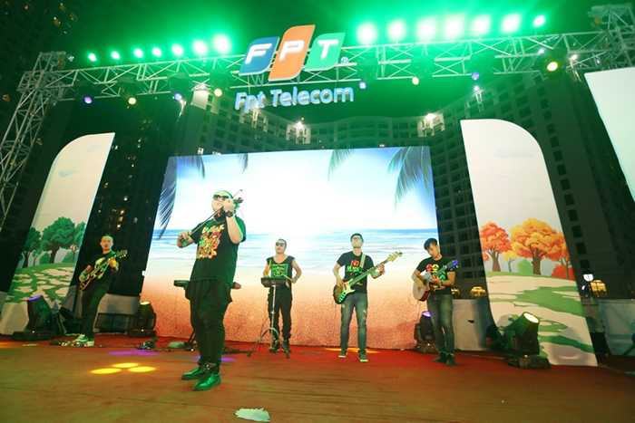 Bốn mùa kết nối yêu thương