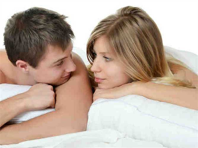 Giúp bạn trẻ lâu: Vì cực khoái giữ cho bạn hạnh phúc và phát hành một số chất tạo cảm giác tốt, nên bạn có xu hướng luôn tươi tắn, hạnh phúc và trẻ hơn so với tuổi nếu bạn thường xuyên thưởng thức niềm vui mà thiên nhiên đã ban cho bạn. 