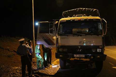 Sở GTVT kiểm tra xe quá tải Sở GTVT kiểm tra xe quá tải