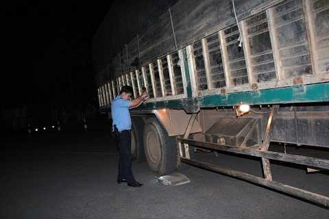 Lực lượng kiểm tra trọng lượng xe Lực lượng kiểm tra trọng lượng xe