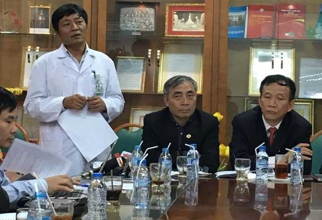 Bệnh viện Bạch Mai: Kỷ luật, đuổi việc 5 cán bộ sau vụ tái chế rác thải y tế