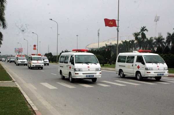 Hơn 300 cán bộ y tế được huy động phục vụ Đại hội Đảng 12. 