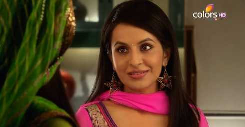 tình địch của 'Cô dâu 8 tuổi'