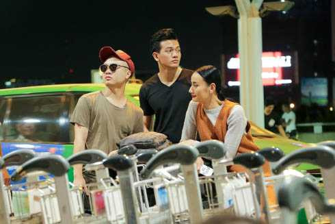 Lê Thúy chính thức sang Milan làm việc