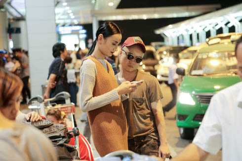 Lê Thúy chính thức sang Milan làm việc