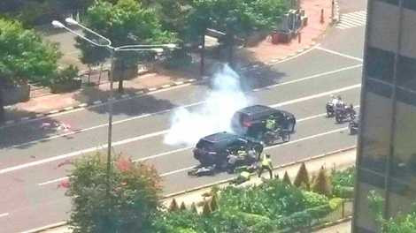 Khói bốc lên từ một vụ nổ Khói bốc lên từ một vụ nổ