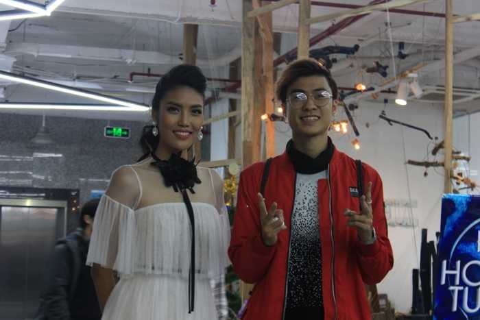 Tắt đèn bật ý tưởng