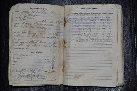 Tuy nhiên vẫn còn nhiều tranh cãi xoay quanh tuổi thật của cụ