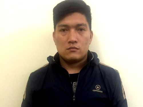 và Nguyễn Huy Tuyên sau khi bị bắt giữ