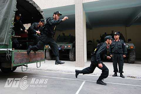 Luôn sẵn sàng trong mọi tình huống, Đại đội Cảnh sát cơ động - Đặc nhiệm là quả đấm thép của Công an Thủ đô trên mặt trận phòng chống tội phạm, chống khủng bố...