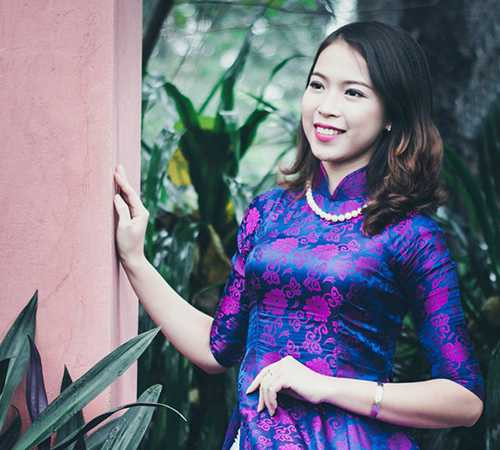 Nữ sinh trường Báo