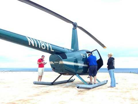 Chỉ có thể dùng thuyền hoặc trực thăng để đến đây