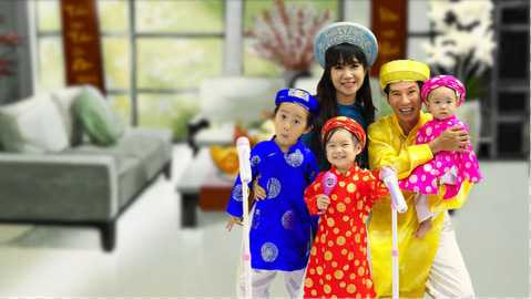 Minh Hà chia sẻ cô rất hạnh phúc bởi ông xã và các con đã dành những lời cảm ơn rất chân thành cho mình. Minh Hà chia sẻ cô rất hạnh phúc bởi ông xã và các con đã dành những lời cảm ơn rất chân thành cho mình.