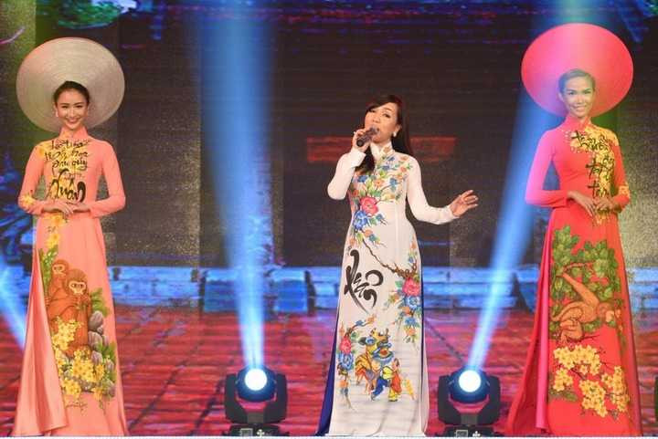 sài gòn đêm thứ 7