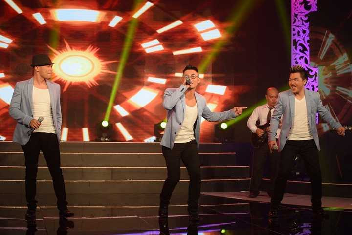 sài gòn đêm thứ 7