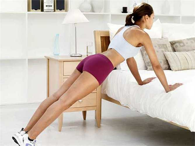 Tập thể dục thường xuyên: Tập thể dục thường xuyên giúp não bộ và cơ thể luôn hoạt động. Nó cũng làm giảm căng thẳng nhờ đó bạn ngủ ngon hơn. 