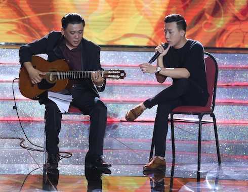 Trấn Thành ngẫu hứng biểu diễn ca khúc 'Phố vắng anh rồi'
