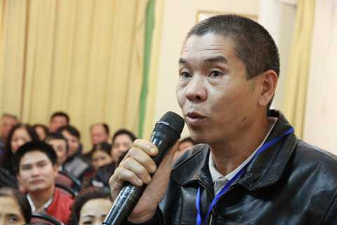 Anh Nguyễn Thanh Nhân đã bấm huyệt chữa điếc thành công cho nhiều người