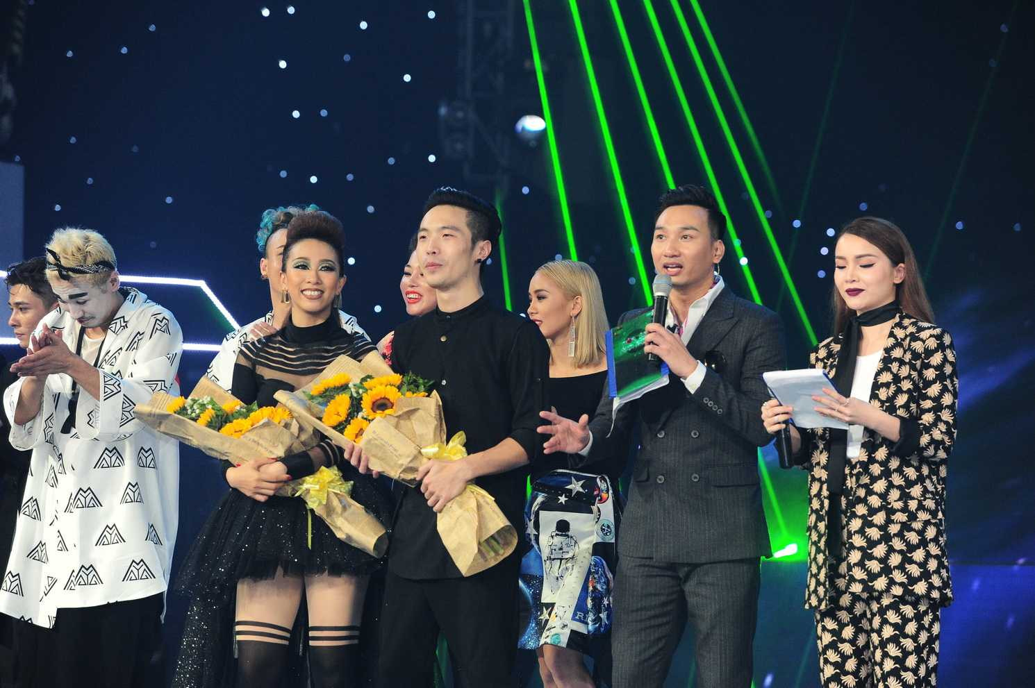 Team của ca sĩ Hoàng Thùy Linh đã chiến thắng trong liveshow 3 The Remix