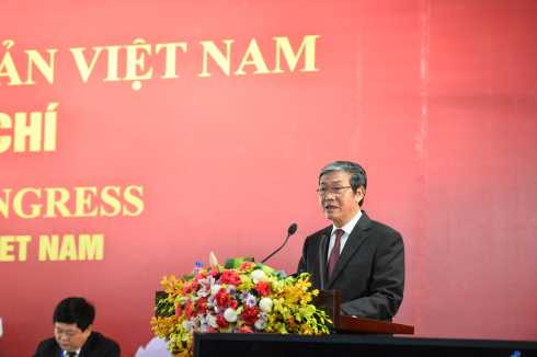 Ông Đinh Thế Huynh